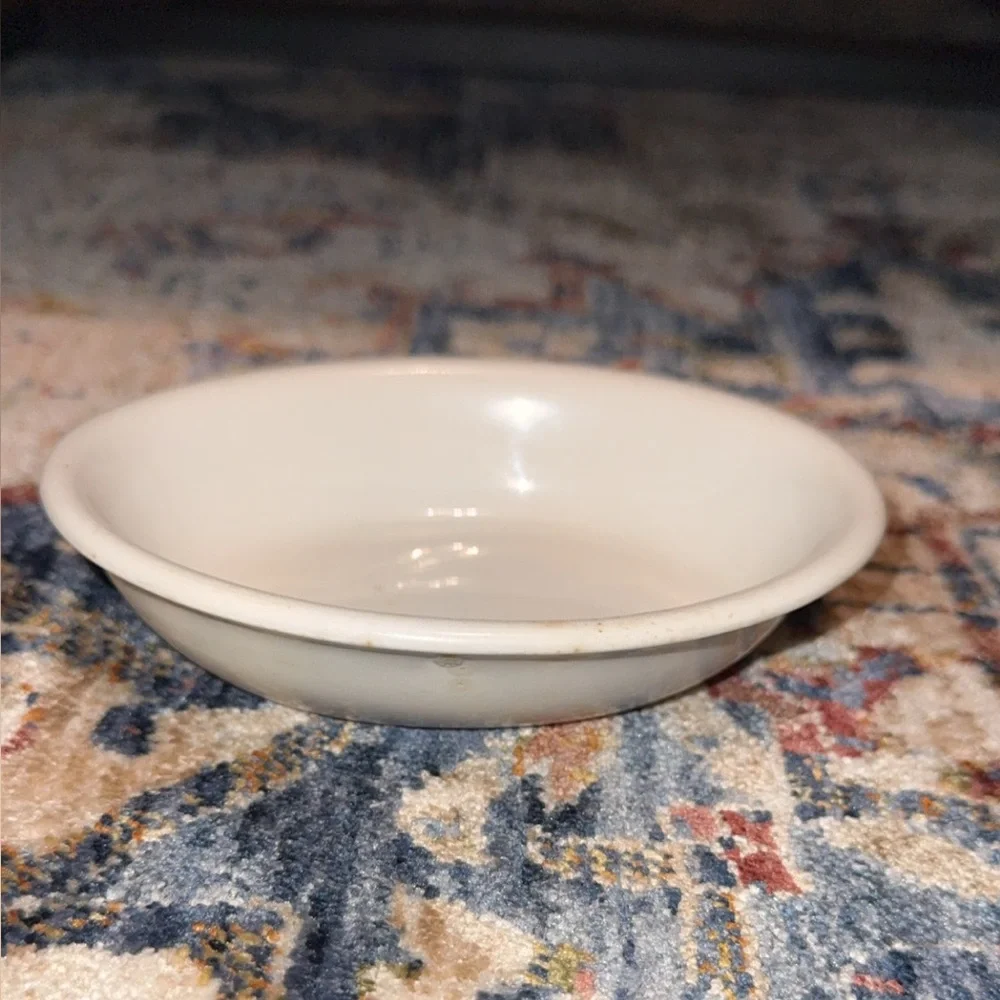 VINTAGE K.T.A.K. S — V CHINA PORCELAIN OVAL SOAP DISH IN WHITE